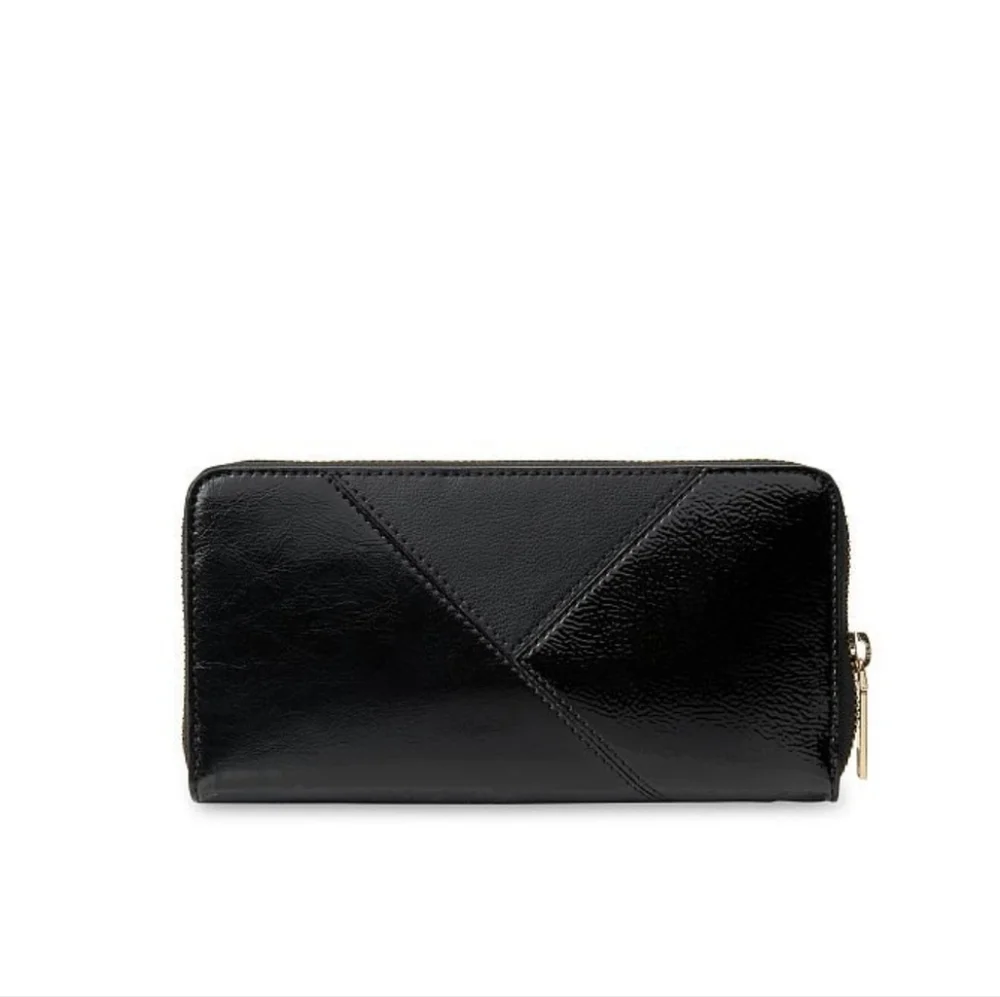NWT VICTORIA SECRET WALLET - Picture 3 of 3